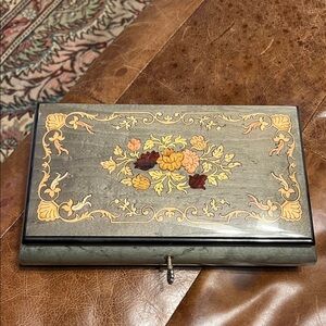 Wood Inlay gray jewelry music box wood inlay
10.5x6.5”